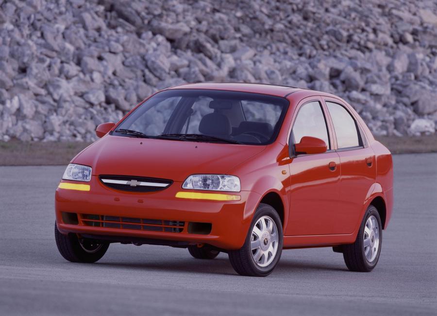  Chevrolet Aveo Sedan 2005 года  (фото 13 из 23)